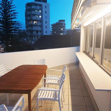 Boutique Beach Pad / Surfers Paradise Gold Coast Exterior foto