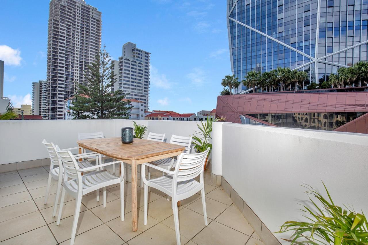 Boutique Beach Pad / Surfers Paradise Gold Coast Exterior foto